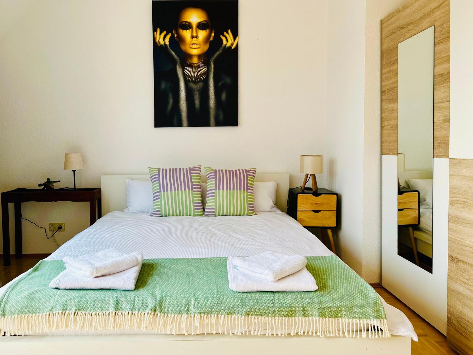 Massive Karli Loft - Over 130 Meters Floor Space - Home Theater Room - 4 Private Sleeping Areas - Best Location In ライプツィヒ エクステリア 写真